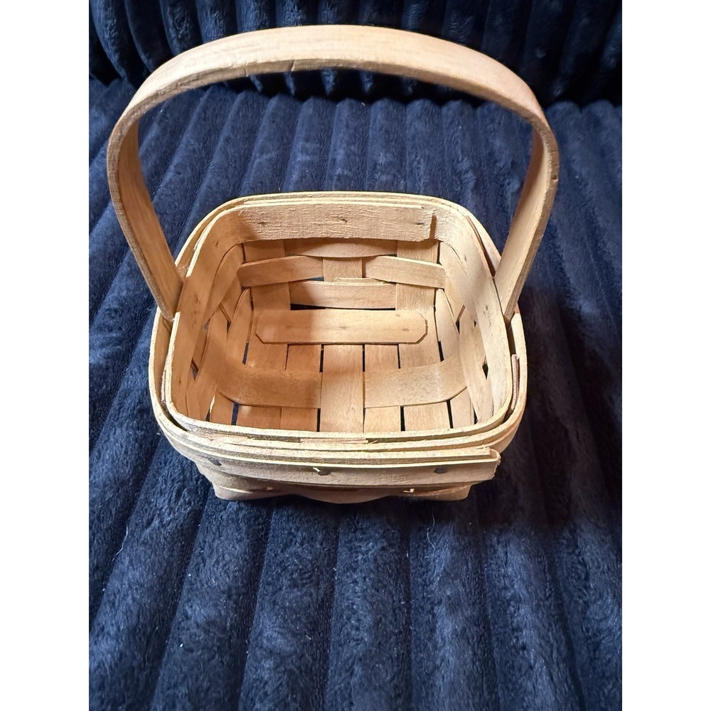 Longaberger Small Berry Basket - Excellent Condition - 1987